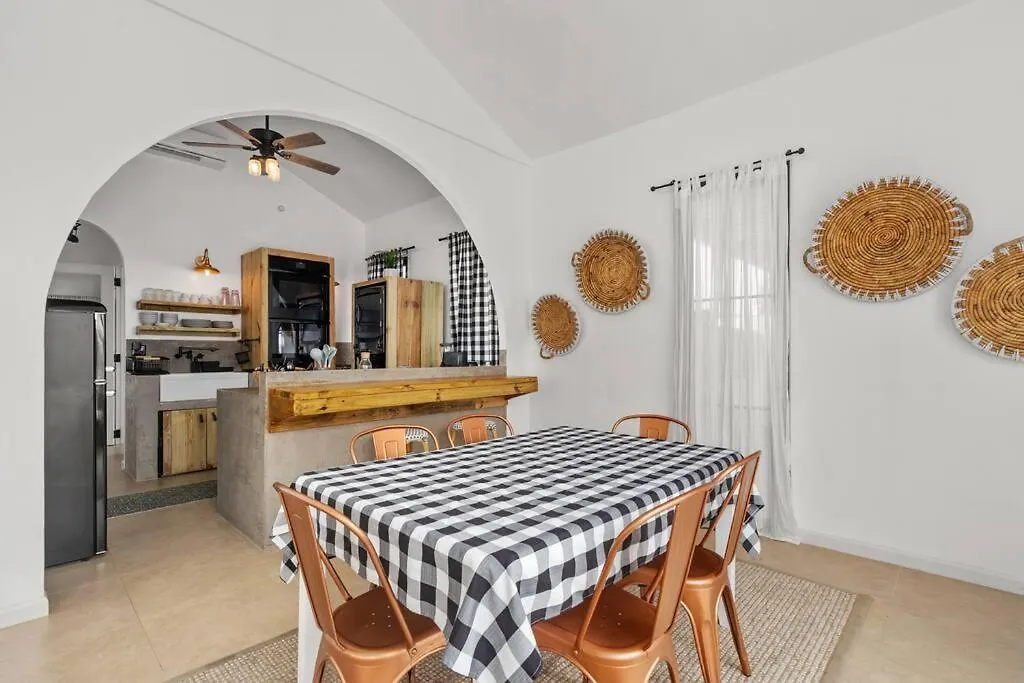 Villa Bohemia - Grand Gated Estate - Estates 1&2 San Juan